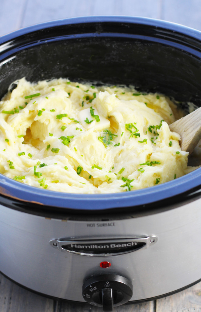 slow-cooker-garlic-asiago-mashed-potatoes-2