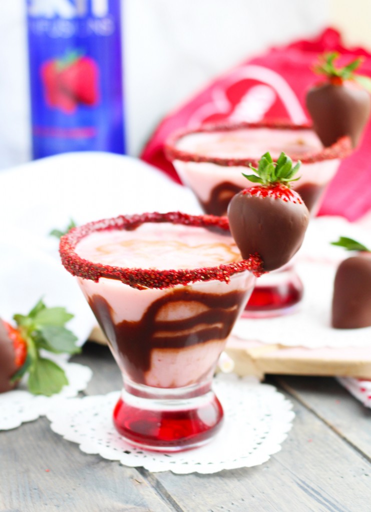 Chocolate-Covered-Strawberry-Martini